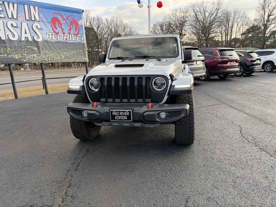2023 Jeep JT Gladiator - Image 2 of 12