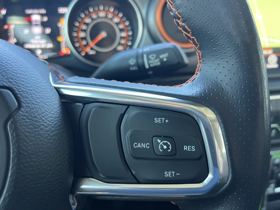2023 Jeep JT Gladiator - Image 25 of 31