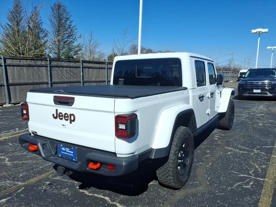 2023 Jeep JT Gladiator - Image 7 of 21