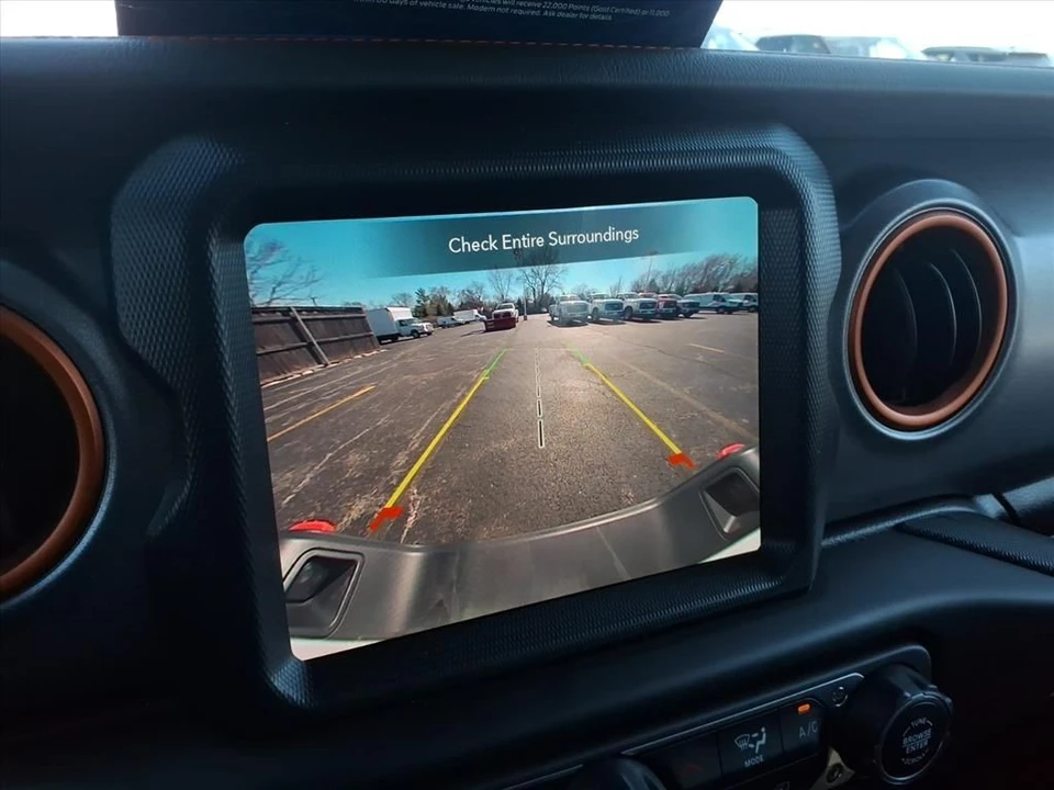2023 Jeep JT Gladiator - Image 10 of 21