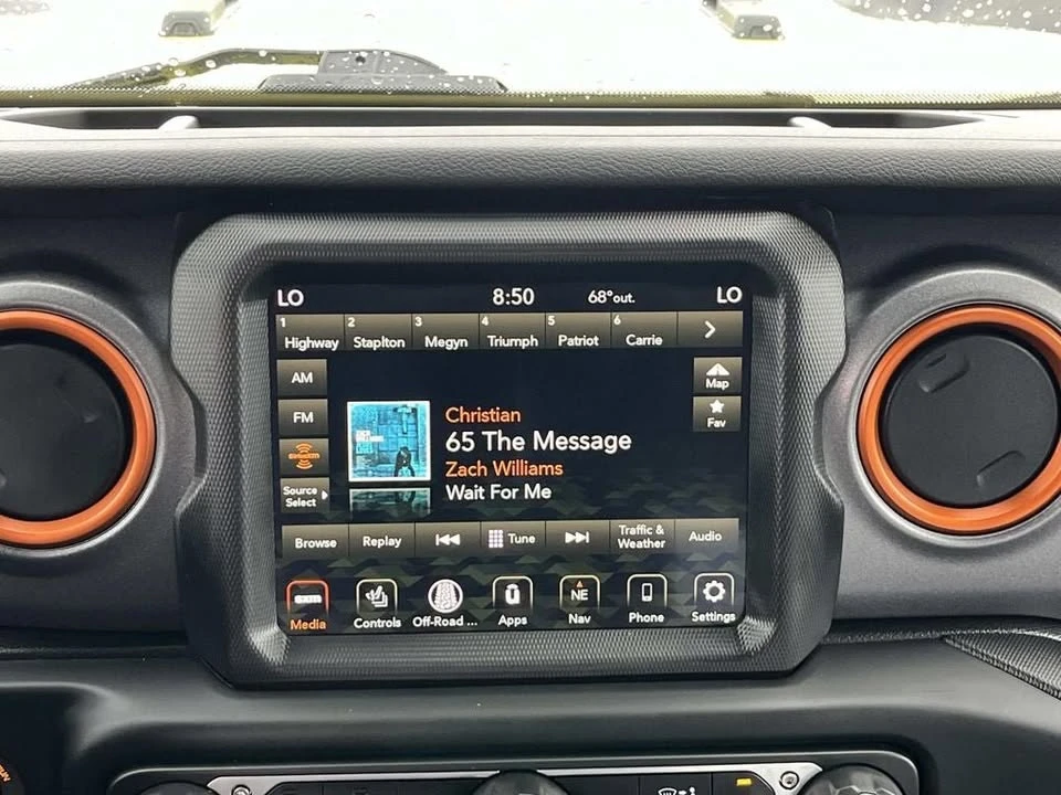 2023 Jeep JT Gladiator - Image 18 of 20