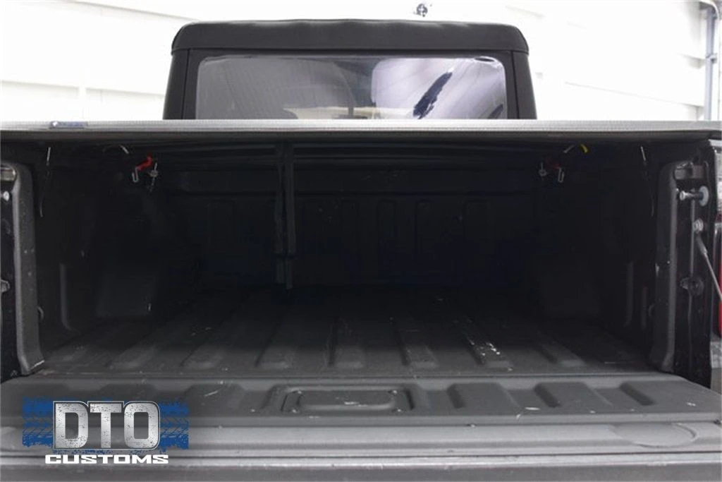 2023 Jeep JT Gladiator - Image 19 of 21