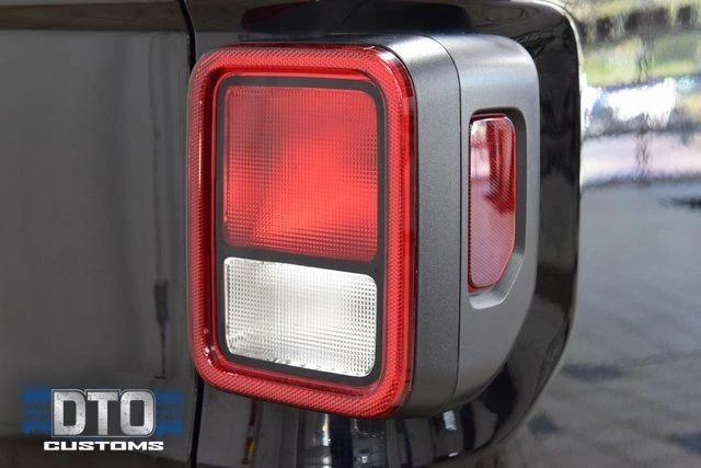 2023 Jeep JT Gladiator - Image 17 of 21