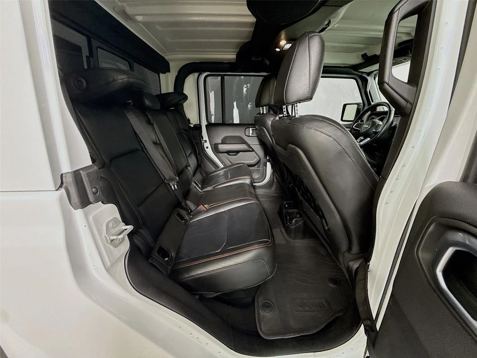 2023 Jeep JT Gladiator - Image 24 of 31