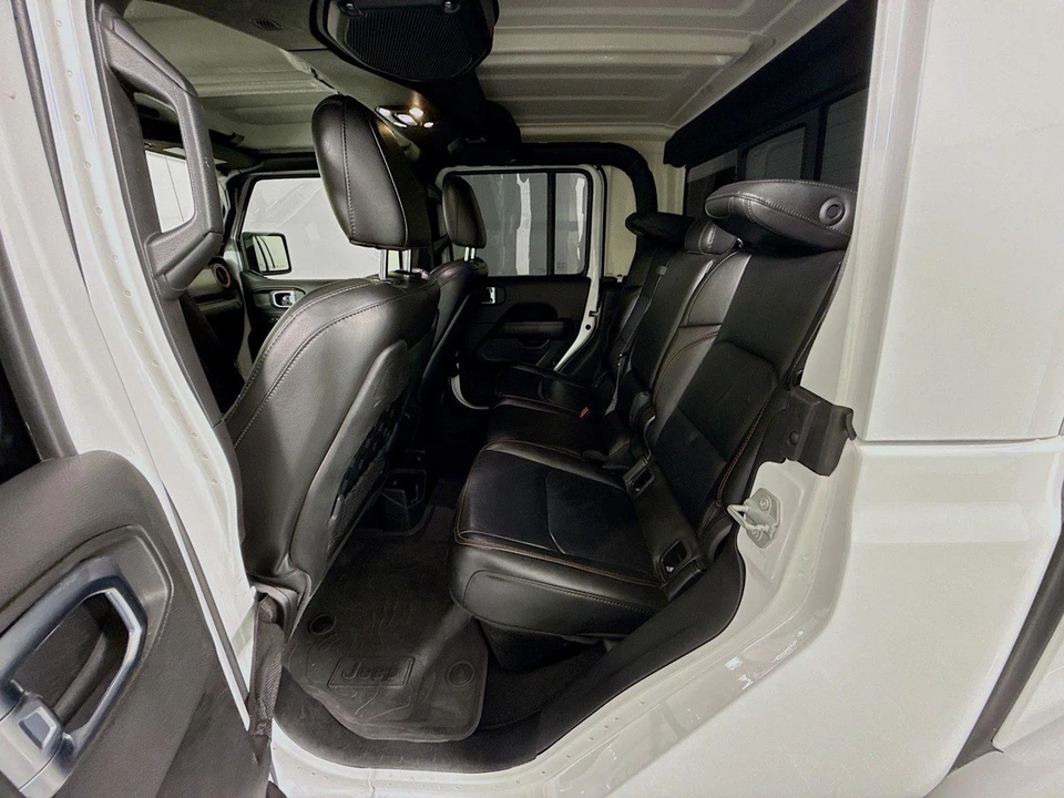 2023 Jeep JT Gladiator - Image 21 of 31