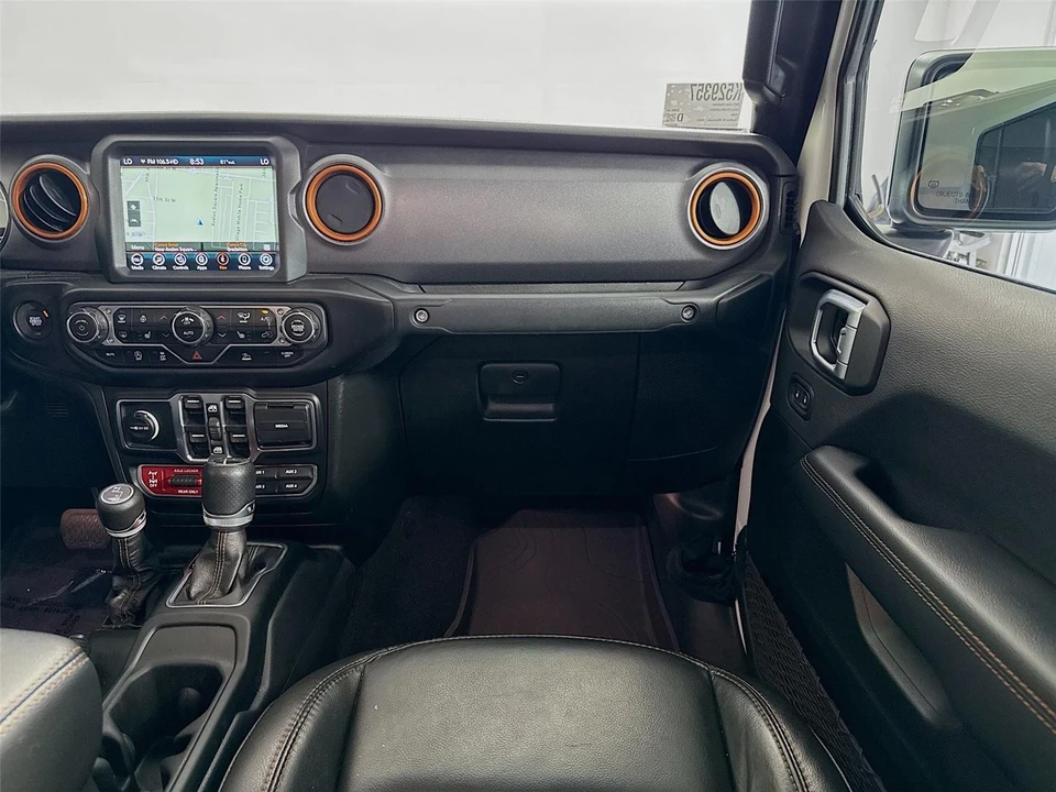 2023 Jeep JT Gladiator - Image 26 of 31