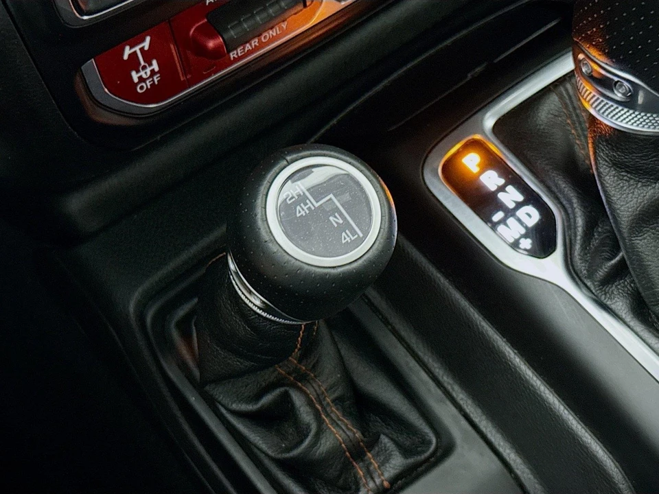 2023 Jeep JT Gladiator - Image 16 of 31
