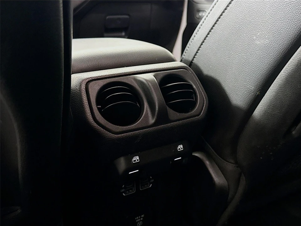 2023 Jeep JT Gladiator - Image 22 of 31