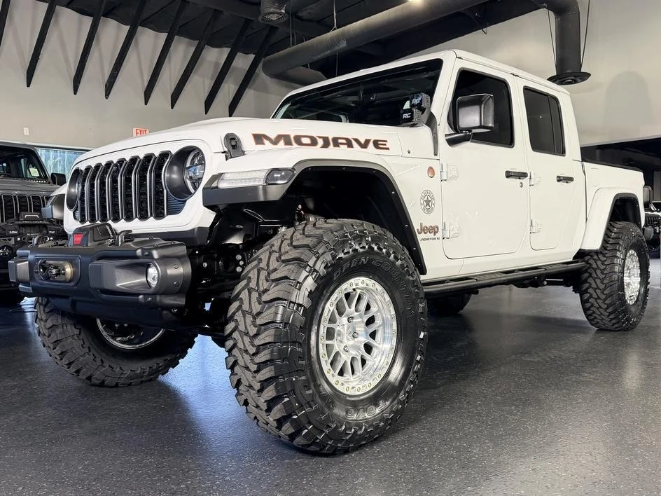 2023 Jeep JT Gladiator - Image 6 of 31