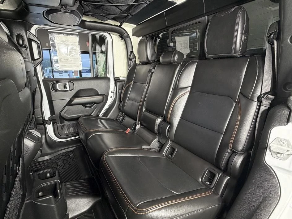 2023 Jeep JT Gladiator - Image 18 of 31