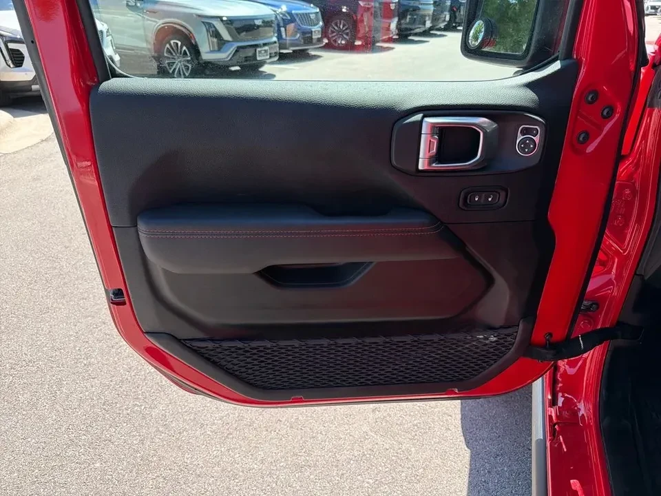 2023 Jeep JT Gladiator - Image 17 of 19