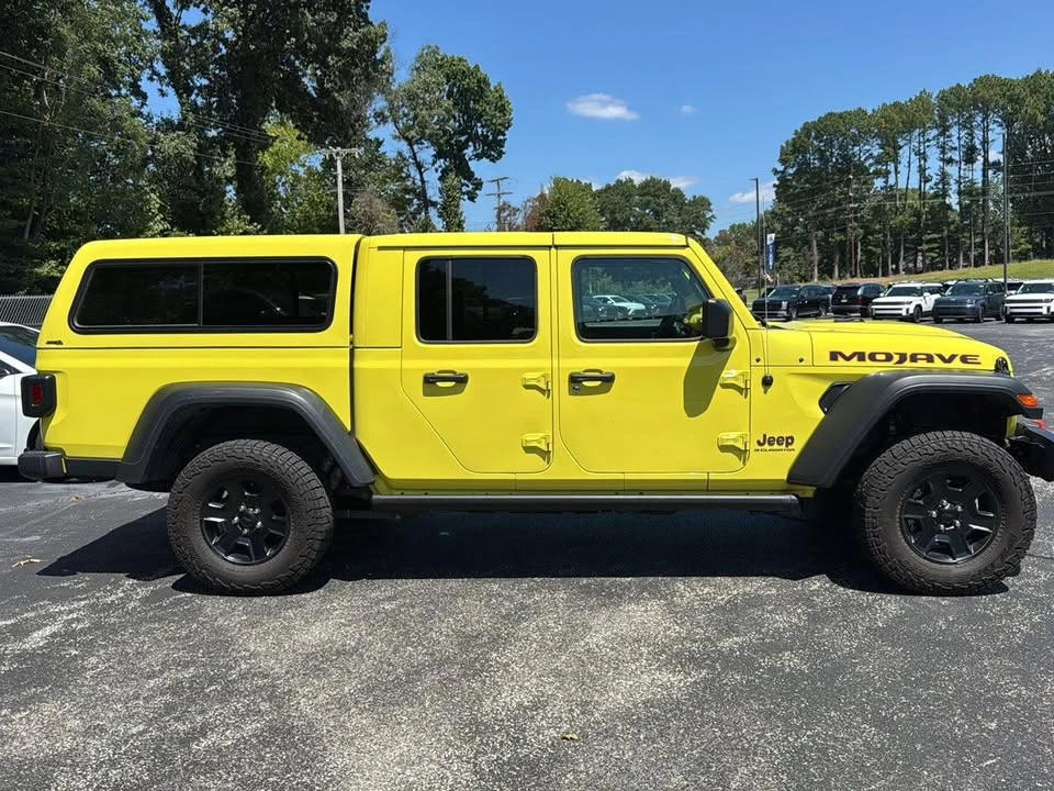 2023 Jeep JT Gladiator - Image 2 of 19