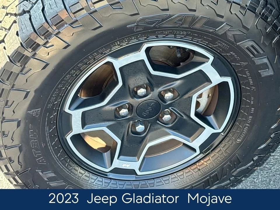 2023 Jeep JT Gladiator - Image 13 of 20