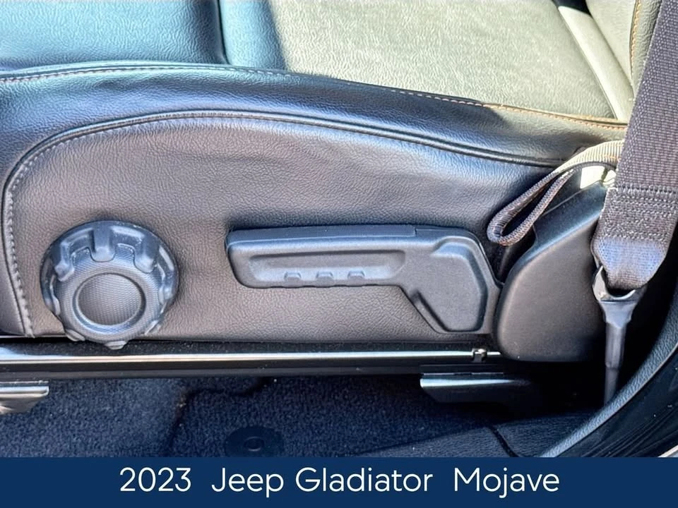 2023 Jeep JT Gladiator - Image 18 of 20