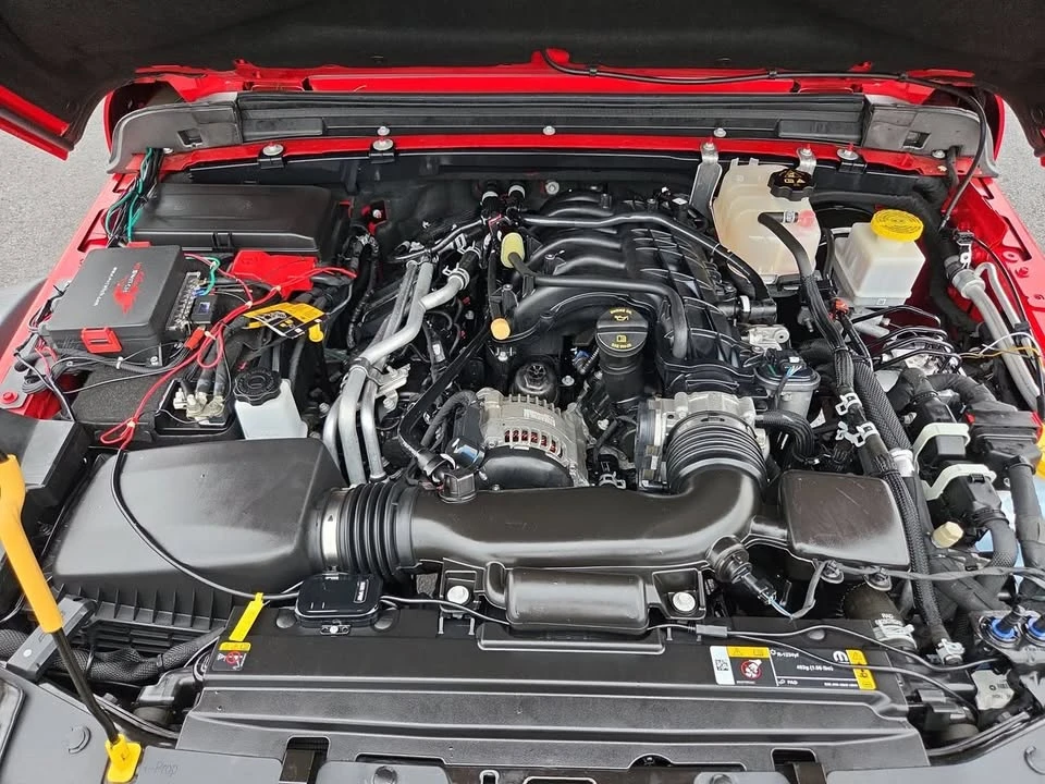 2023 Jeep JT Gladiator - Image 2 of 20