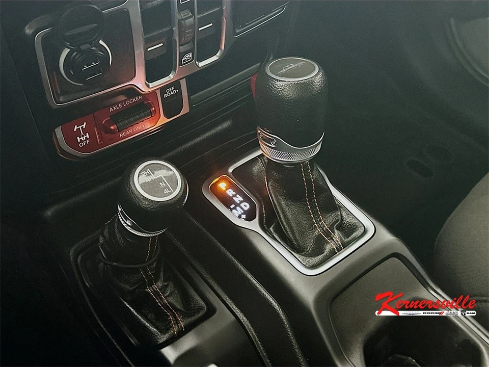 2023 Jeep JT Gladiator - Image 16 of 21
