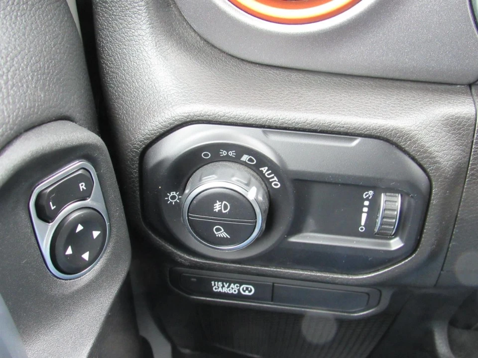 2023 Jeep JT Gladiator - Image 14 of 21