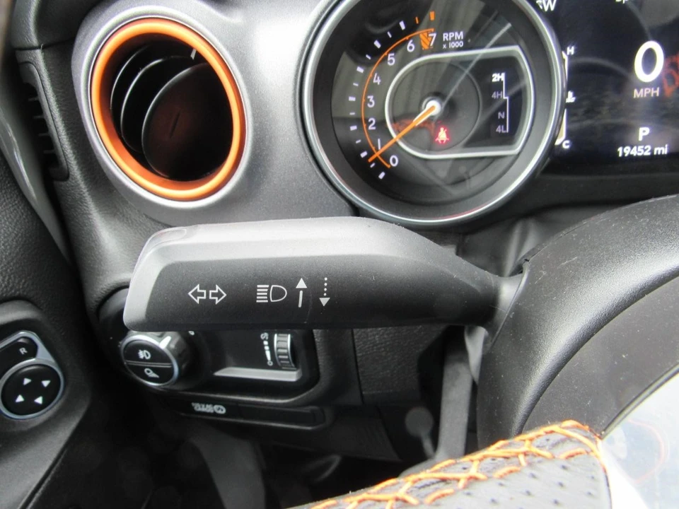 2023 Jeep JT Gladiator - Image 18 of 21