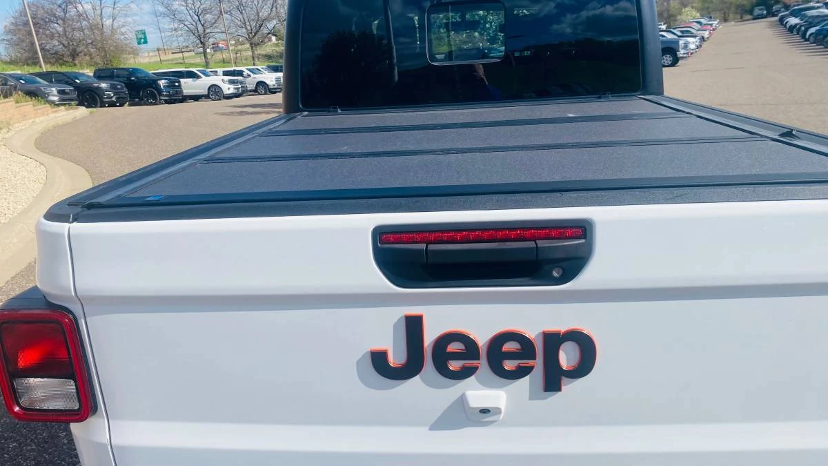2023 Jeep JT Gladiator - Image 3 of 20