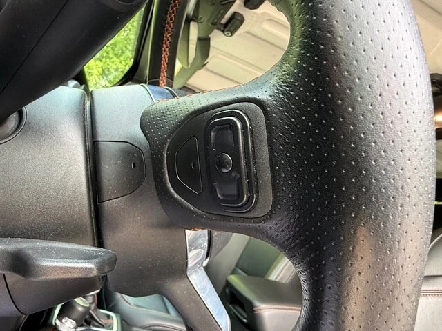 2023 Jeep - Image 16 of 31