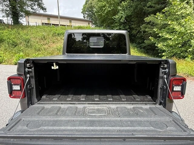 2023 Jeep - Image 8 of 31