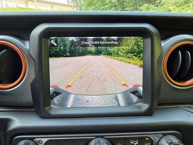 2023 Jeep - Image 25 of 31
