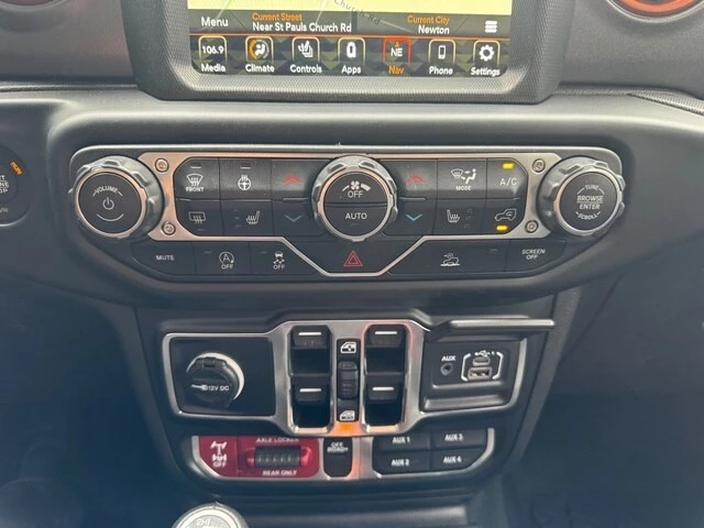 2023 Jeep JT Gladiator - Image 26 of 31