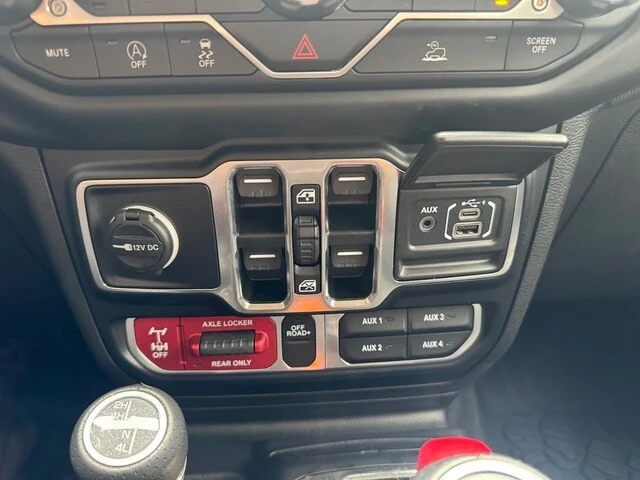 2023 Jeep JT Gladiator - Image 27 of 31