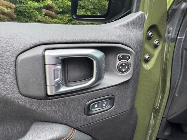 2023 Jeep JT Gladiator - Image 13 of 31