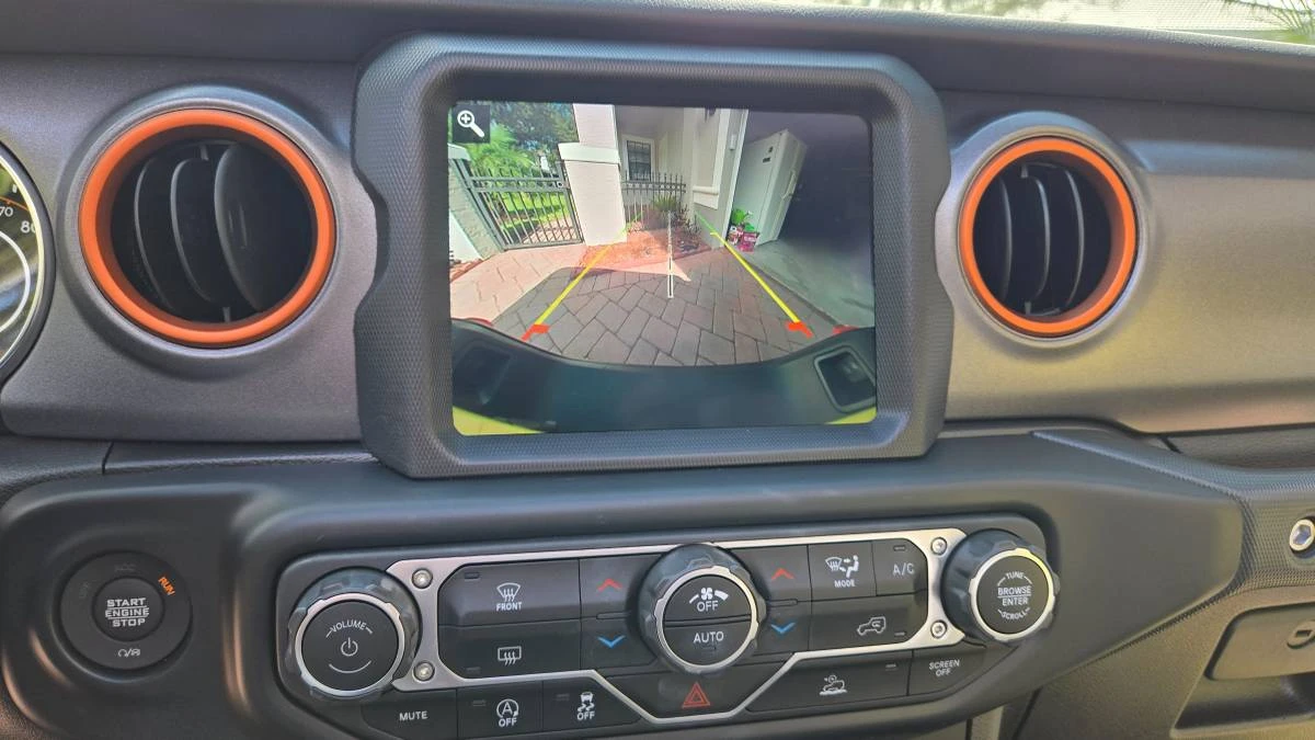 2023 Jeep JT Gladiator - Image 20 of 21