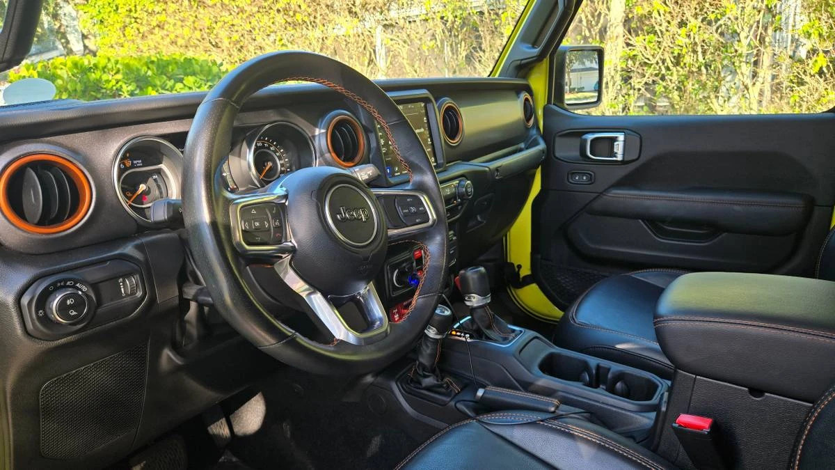 2023 Jeep JT Gladiator - Image 9 of 21