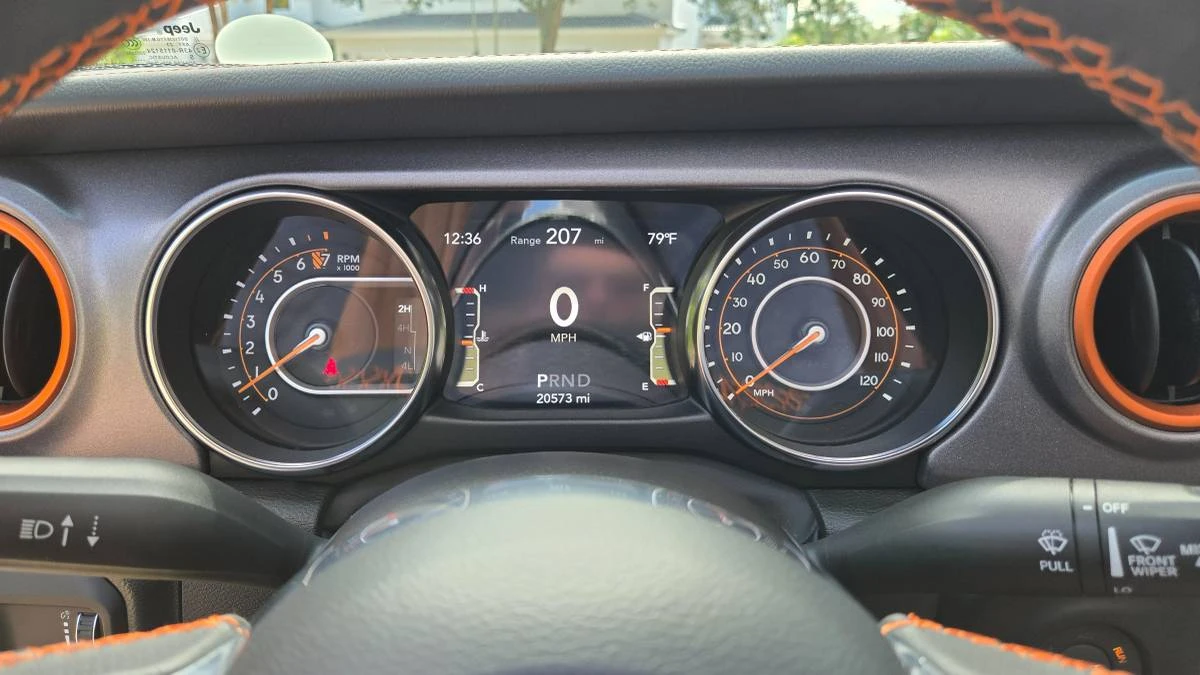 2023 Jeep JT Gladiator - Image 15 of 21
