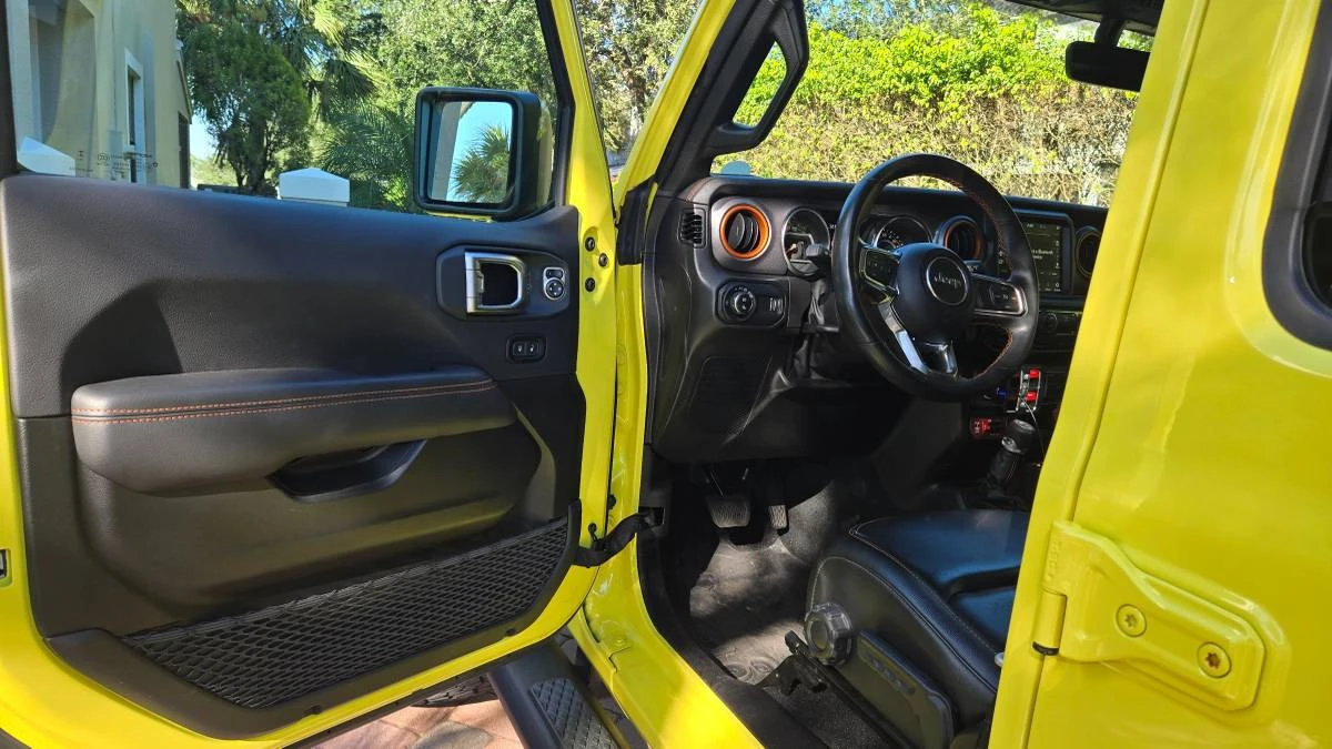 2023 Jeep JT Gladiator - Image 19 of 21