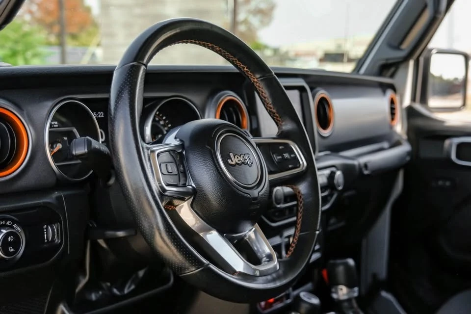 2023 Jeep JT Gladiator - Image 17 of 20