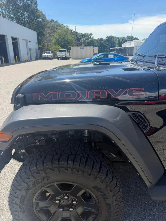 2023 Jeep JT Gladiator - Image 10 of 20