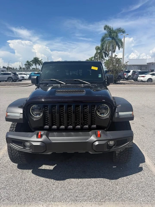 2023 Jeep JT Gladiator - Image 2 of 20