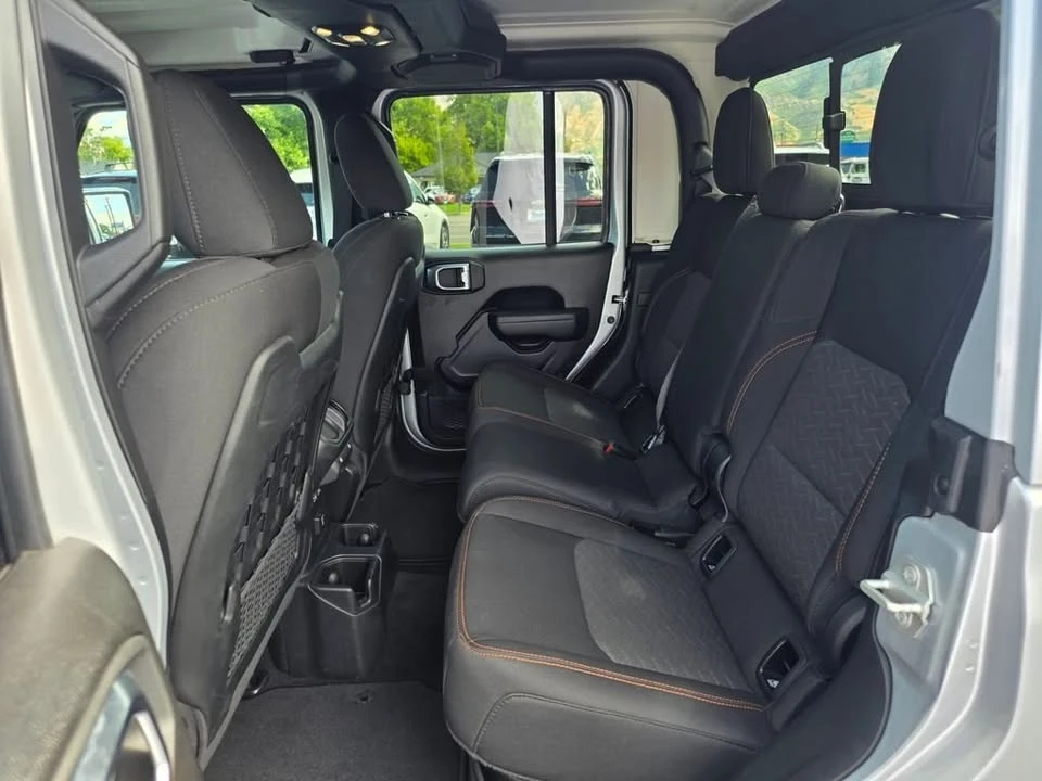 2023 Jeep JT Gladiator - Image 13 of 20