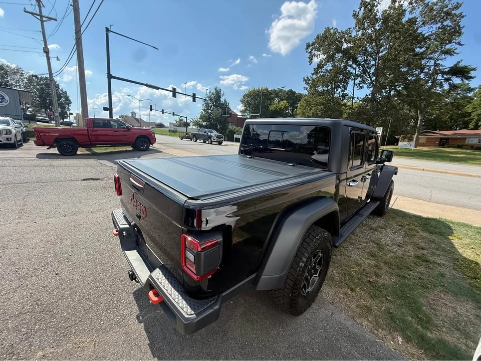 2023 Jeep JT Gladiator - Image 4 of 10