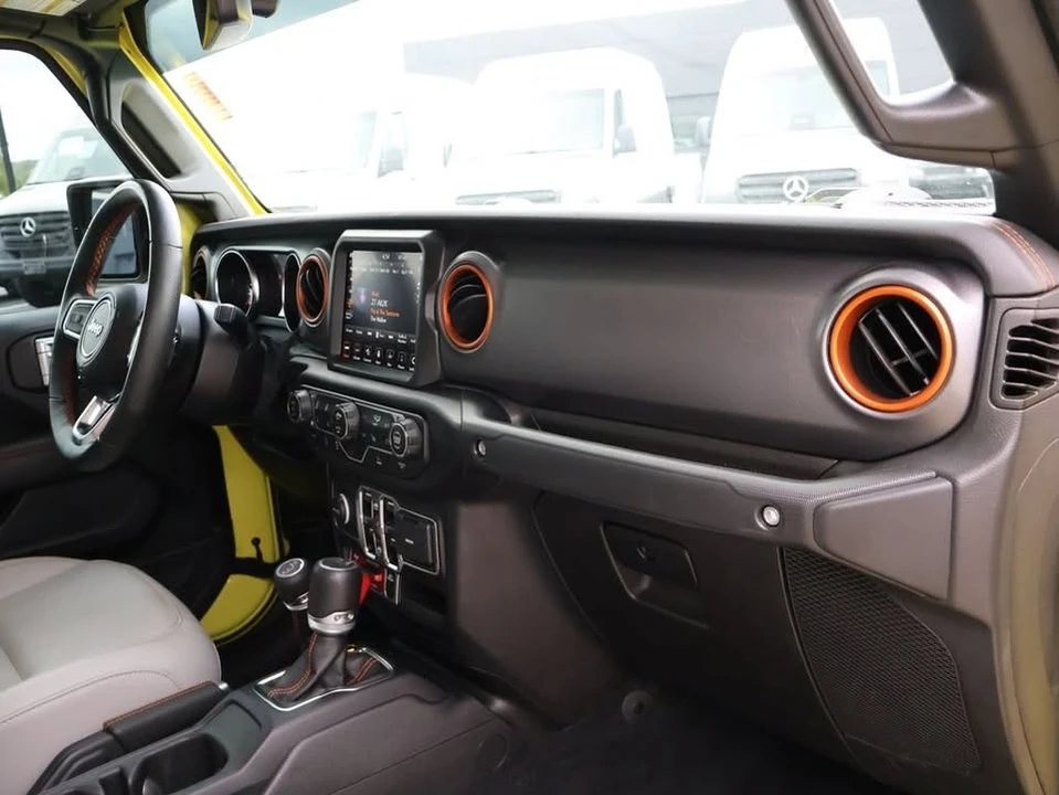 2023 Jeep JT Gladiator - Image 11 of 20