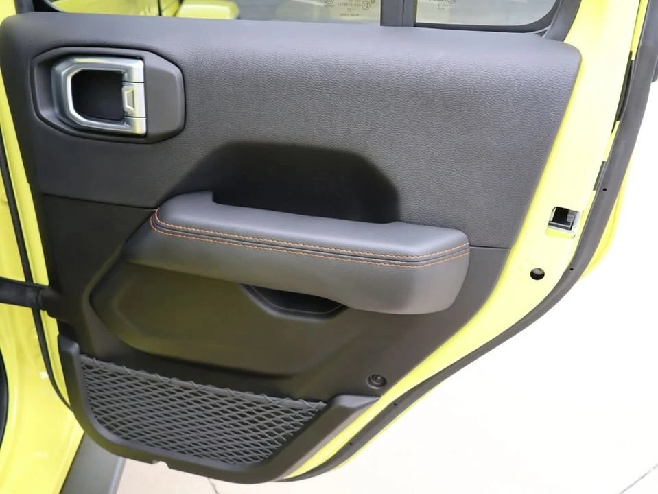 2023 Jeep JT Gladiator - Image 17 of 20