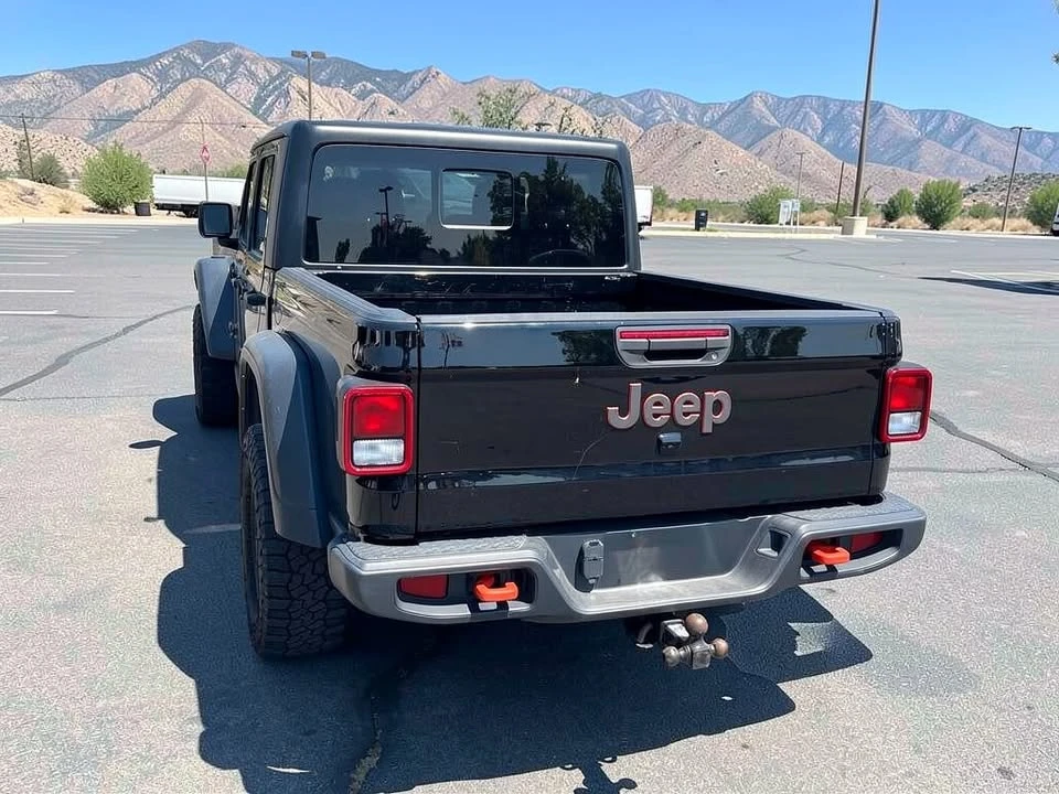 2023 Jeep JT Gladiator - Image 7 of 14