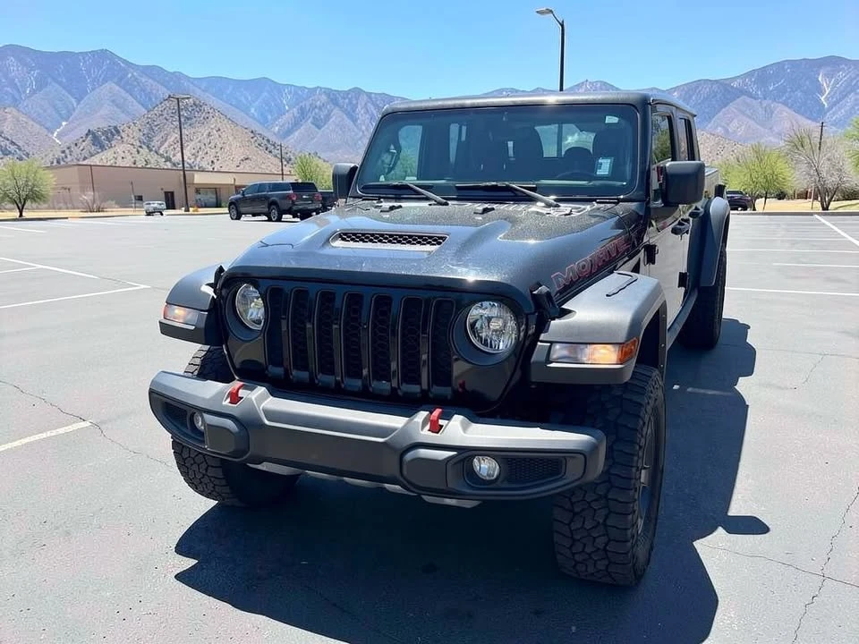 2023 Jeep JT Gladiator - Image 2 of 14