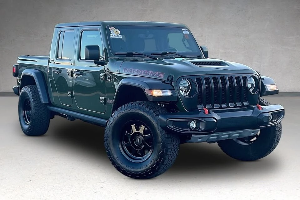 2023 Jeep JT Gladiator - Image 2 of 19