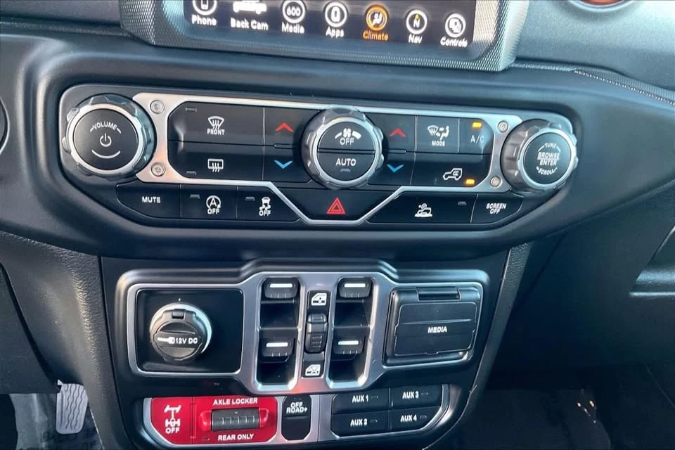2023 Jeep JT Gladiator - Image 17 of 19