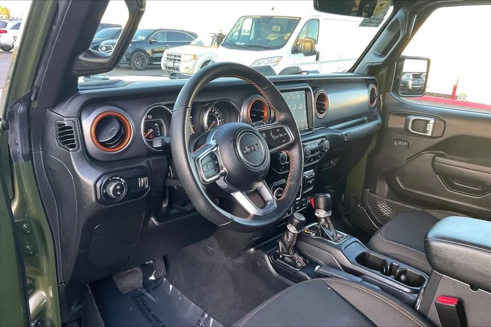 2023 Jeep JT Gladiator - Image 9 of 19
