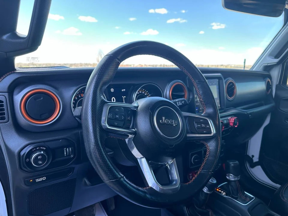 2023 Jeep JT Gladiator - Image 16 of 24