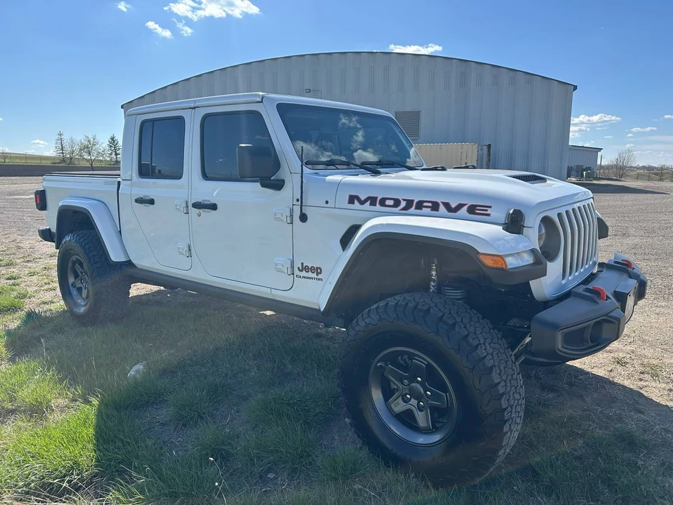 2023 Jeep JT Gladiator - Image 5 of 24