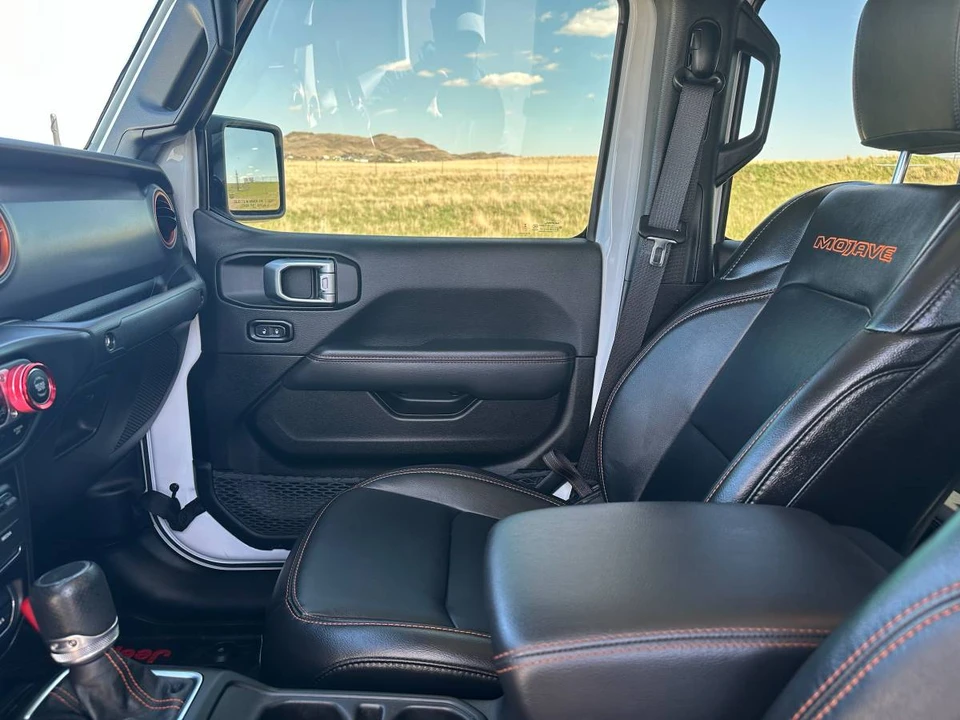 2023 Jeep JT Gladiator - Image 12 of 24