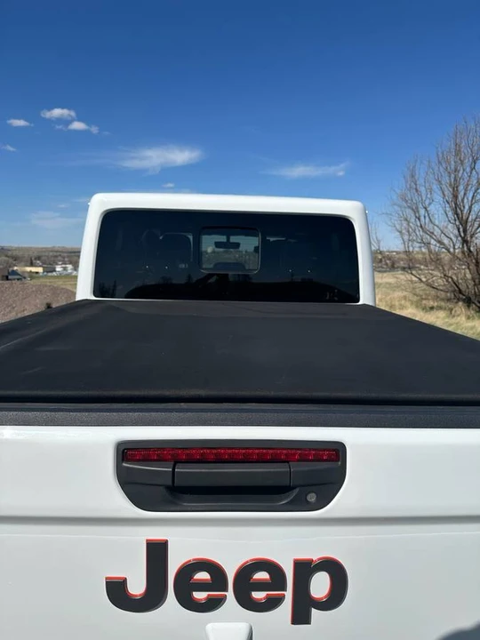 2023 Jeep JT Gladiator - Image 10 of 24