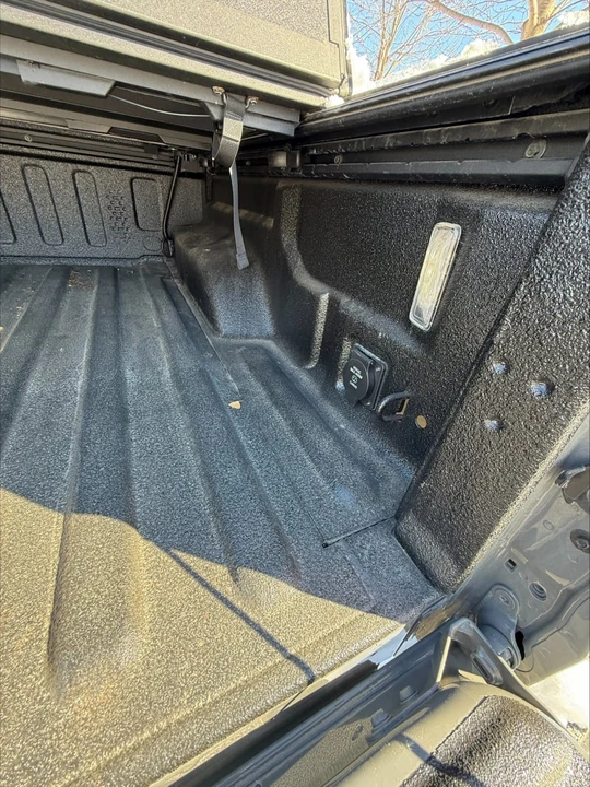 2023 Jeep JT Gladiator - Image 11 of 12